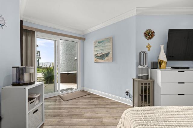 804 N The Strand, Oceanside CA: https://media.crmls.org/mediaz/4218f22b-4fe3-4120-a1cc-4818bfebf01d.jpg