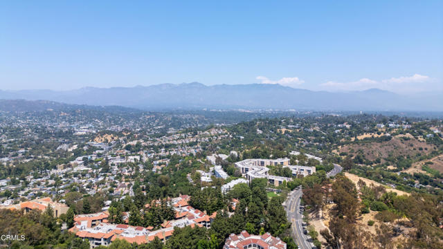 Detail Gallery Image 33 of 35 For 4200 via Arbolada #207,  Los Angeles,  CA 90042 - 2 Beds | 1 Baths