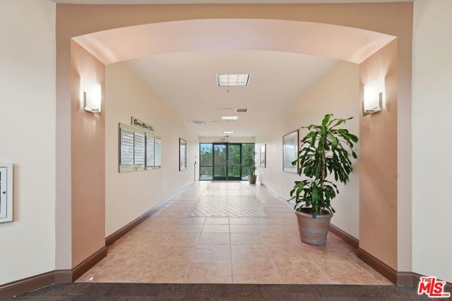  Commercial for Sale in Thousand Oaks, California