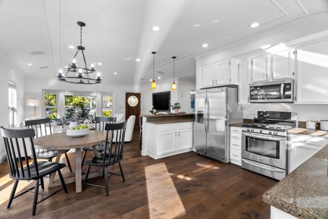 1425 Walnut Grove Avenue, San Jose CA: https://media.crmls.org/mediaz/421b8552-bc36-4911-be50-a76c358cff50.jpg