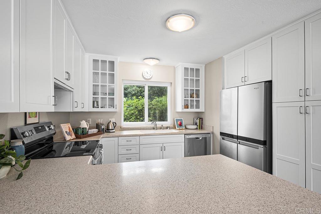 4272 5th Ave - photo 14