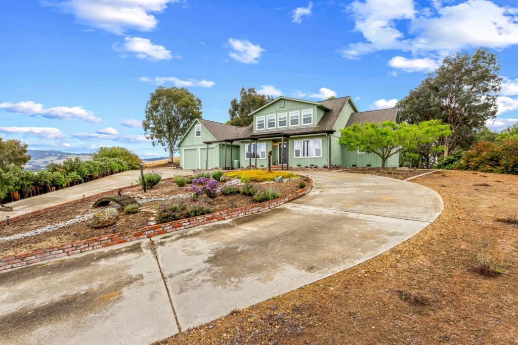 10230 Whiskey Hill Lane