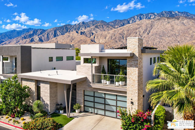 141 Blue Moon Drive, Palm Springs, CA 92262