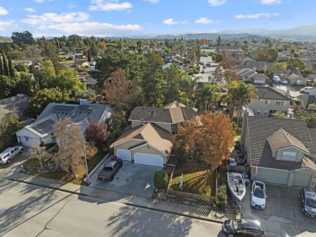 1511 Las Brisas Drive, Hollister CA: https://media.crmls.org/mediaz/421da3ad-e6b9-4ec5-b525-1b131c18a6ab.jpg
