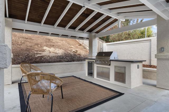 Detail Gallery Image 5 of 38 For 4350 Point Reyes Ct, Carlsbad,  CA 92010 - 4 Beds | 2/1 Baths