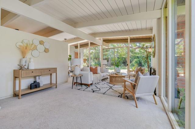 26 Roosevelt Circle, Palo Alto CA: https://media.crmls.org/mediaz/4220287a-a78f-4d71-a3da-cc4a83e9cc3d.jpg
