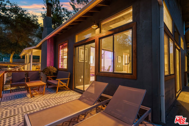 17832 Little Tujunga Canyon Road, Santa Clarita CA: https://media.crmls.org/mediaz/4220c2dd-9b53-4958-879d-71e1540db4f0.jpg