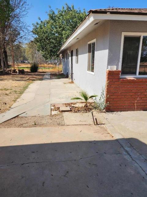 8831 Herndon Avenue, Clovis, California 93619, 3 Bedrooms Bedrooms, ,2 BathroomsBathrooms,Single Family Residence,For Sale,Herndon,ML81909981