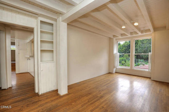 2607 Puesta Del Sol, Santa Barbara CA: https://media.crmls.org/mediaz/42217a4e-584d-4024-b0e7-4d8bc1f965ba.jpg