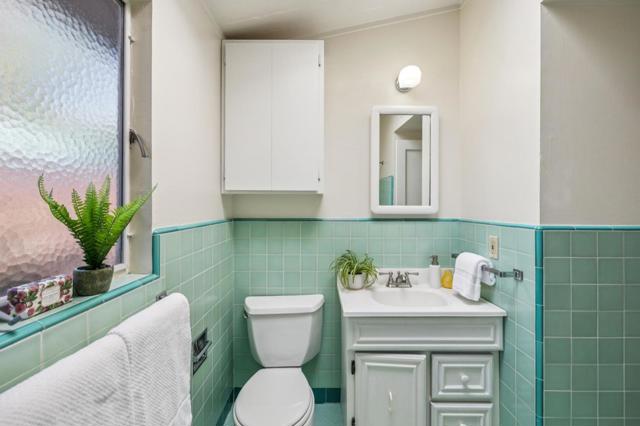 3224 Kipling Street, Palo Alto CA: https://media.crmls.org/mediaz/42228085-505a-4051-b21c-b02d20c6bfe5.jpg