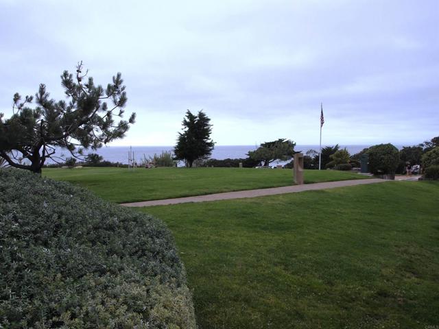 155 15Th Street, Del Mar CA: https://media.crmls.org/mediaz/4223beaa-9ae8-46e5-bbe6-99579060d387.jpg