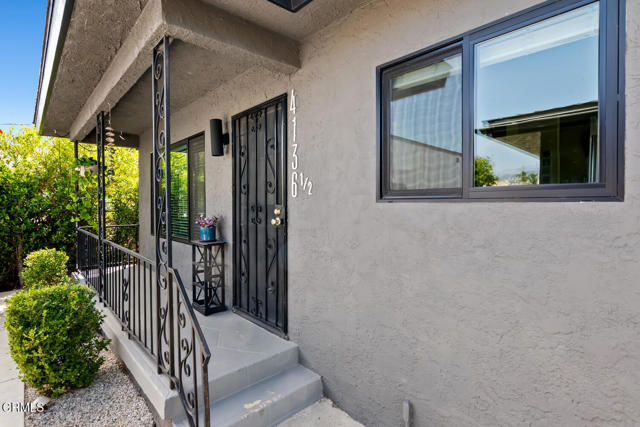 Detail Gallery Image 2 of 19 For 4136 1/2 Baywood St, Los Angeles,  CA 90039 - 3 Beds | 1 Baths