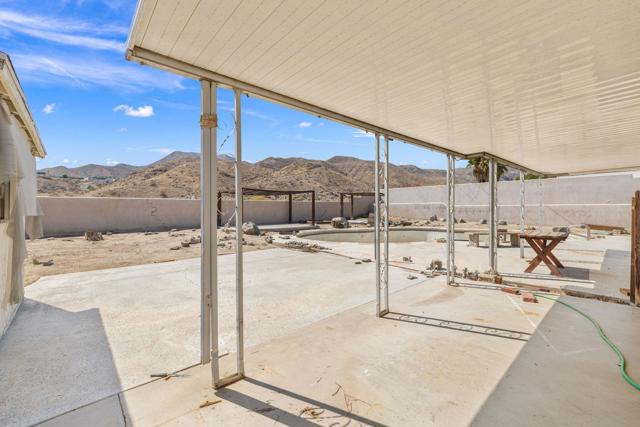 38280 Chuperosa Lane, Cathedral City CA: https://media.crmls.org/mediaz/422551b0-e378-43ab-a70d-37452425e020.jpg