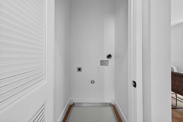 955 Woodside Road, Redwood City CA: https://media.crmls.org/mediaz/42260879-c14c-4414-b48d-53978c4cbaee.jpg