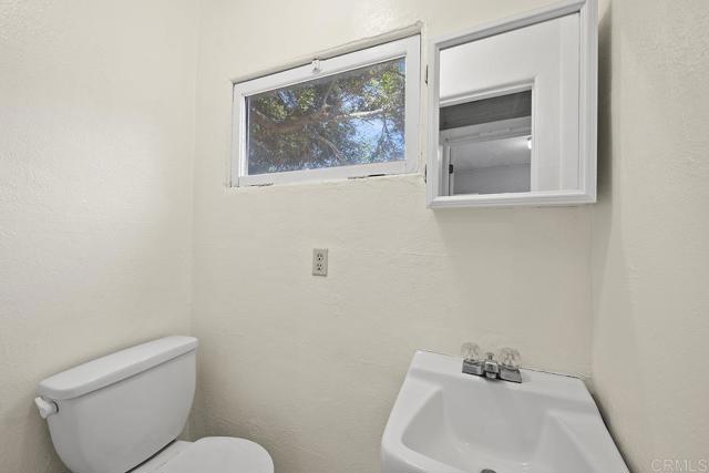 2227 Wightman Street, San Diego CA: https://media.crmls.org/mediaz/422926a6-ea2e-4f88-9821-3b105feb8339.jpg