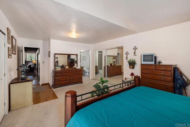 10171 Ramona Drive, Spring Valley CA: https://media.crmls.org/mediaz/4229723a-b4b0-4079-b73a-a021f70d5632.jpg