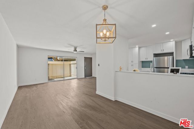 224 West Hemlock Street photo 7