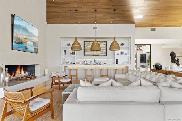 Image 26 of 52 For 5516 La Crescenta