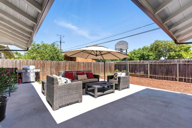 14226 Lucian Avenue, San Jose CA: https://media.crmls.org/mediaz/422aada3-d17b-4834-a359-340ffd1b5a26.jpg