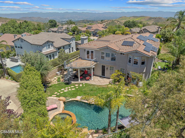 3269 Morning Ridge Avenue, Thousand Oaks CA: https://media.crmls.org/mediaz/422b646d-a722-4e5c-950b-1c2972622b35.jpg