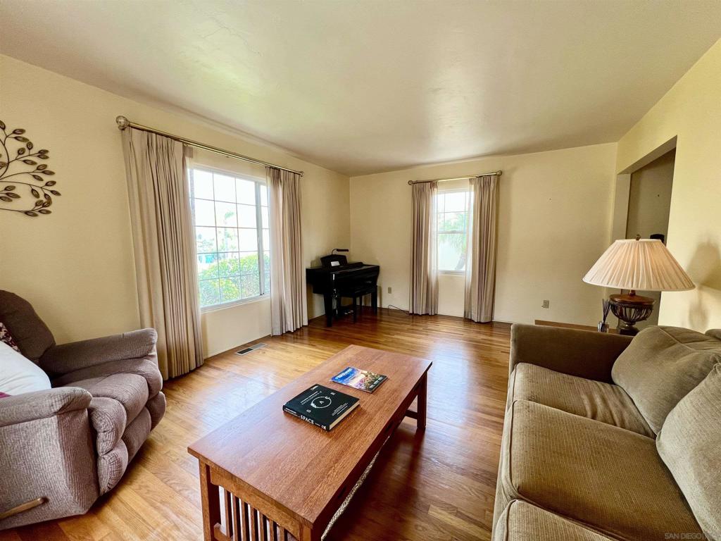4837 Lila Dr - photo 8