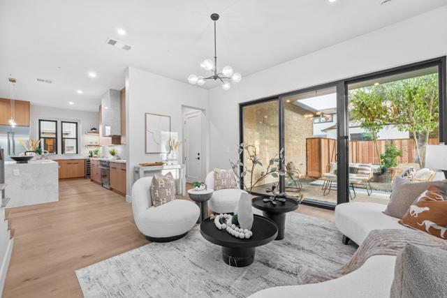 763 Cuesta Drive, Mountain View CA: https://media.crmls.org/mediaz/422c740e-592c-4a93-b372-aea0ce6b752f.jpg