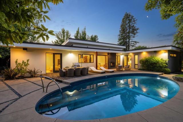 28 Politzer Drive, Menlo Park CA: https://media.crmls.org/mediaz/422da401-9053-4573-b441-dfea4c8a755a.jpg