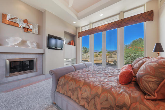 36 Merill Drive, Palm Desert CA: https://media.crmls.org/mediaz/422dc702-3d17-4324-b50e-b8e13d0ac4e3.jpg