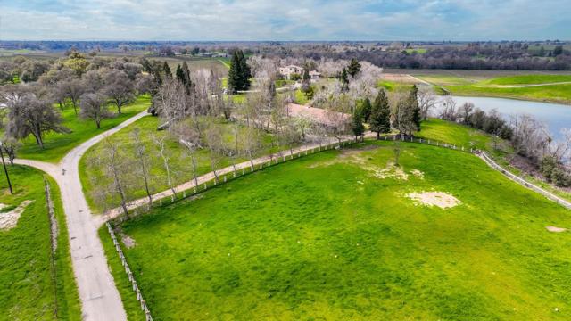 24943 N McIntire Road, Clements CA: https://media.crmls.org/mediaz/422dd0f2-7d0f-4558-8c81-97301f11539b.jpg