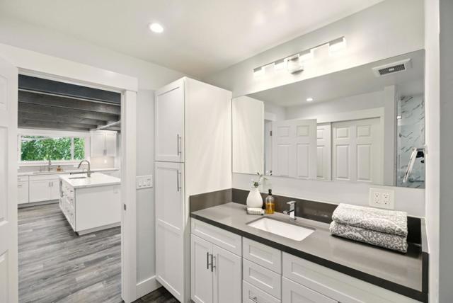 13945 Vista Regina, Saratoga CA: https://media.crmls.org/mediaz/422dd17e-45bc-4a2f-9722-c8db6f4cc15d.jpg