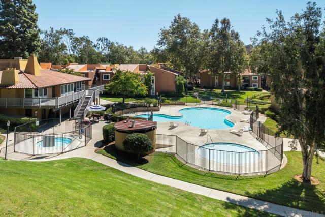 17141 W Bernardo Dr., San Diego CA: https://media.crmls.org/mediaz/422ddf14-b81b-4c16-9ef3-4582b89f73f3.jpg