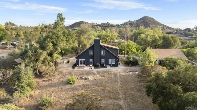 14931 Cool Valley Road, Valley Center CA: https://media.crmls.org/mediaz/422f723c-a4ec-4eda-b19a-fa866a9e0ae6.jpg