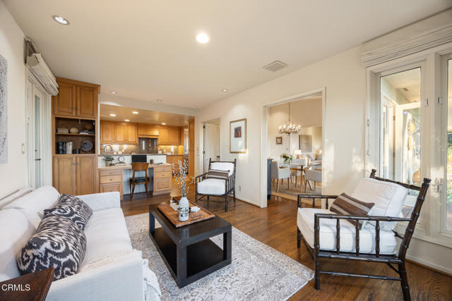 Detail Gallery Image 38 of 63 For 399 N San Rafael Ave, Pasadena,  CA 91105 - 3 Beds | 3/1 Baths