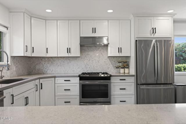 Detail Gallery Image 19 of 51 For 914 Patricia Ct, Ojai,  CA 93023 - 3 Beds | 3 Baths