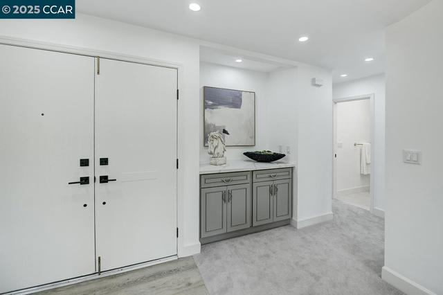 2175 Cactus Ct, Walnut Creek CA: https://media.crmls.org/mediaz/42305091-2fba-4b7e-b8fa-f23cc99da842.jpg