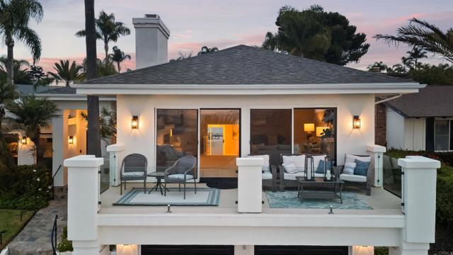 5918 Germaine Lane, La Jolla CA: https://media.crmls.org/mediaz/4230beda-f383-442d-8c73-e2c313b55cc8.jpg