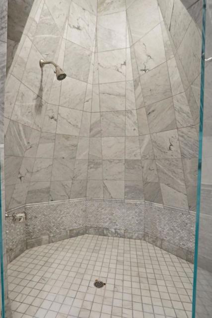 1085 Camino Ramon, San Jose CA: https://media.crmls.org/mediaz/423248e5-869c-4c36-a8af-f73647dbc798.jpg