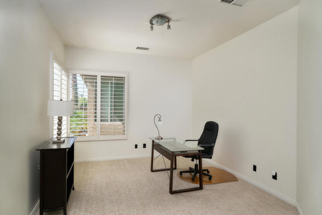 9 Cartier Court, Rancho Mirage CA: https://media.crmls.org/mediaz/42327e90-33e6-4528-9080-89aefaeb31b8.jpg