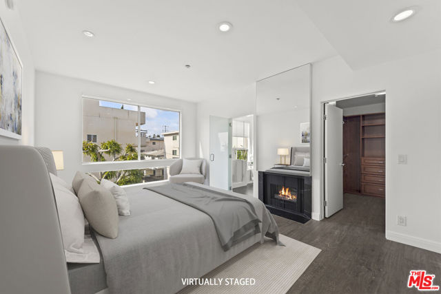 1932 Selby Avenue, Los Angeles CA: https://media.crmls.org/mediaz/423384a6-2f46-48c1-9678-a7cea8bb071f.jpg