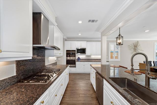 Detail Gallery Image 11 of 75 For 45721 Middle Gate Ct, Temecula,  CA 92592 - 6 Beds | 4/1 Baths