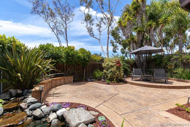 6317 CAMINITO DEL PASTEL, San Diego CA: https://media.crmls.org/mediaz/42343610-3e68-49ac-b619-71a877b5ca9f.jpg