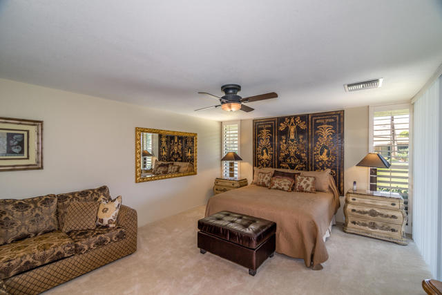 3 Harvard Court, Rancho Mirage CA: https://media.crmls.org/mediaz/42345571-32ce-4dbb-8048-7db67f8c5e51.jpg
