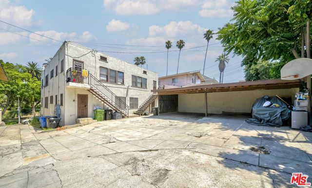 2038 Hollenbeck Drive, Los Angeles CA: https://media.crmls.org/mediaz/42351dee-0dbe-4a32-9f8d-ea3a1e2b5ac2.jpg