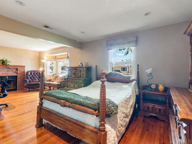 Detail Gallery Image 12 of 30 For 4839 Winona Ave, San Diego,  CA 92115 - 4 Beds | 3 Baths