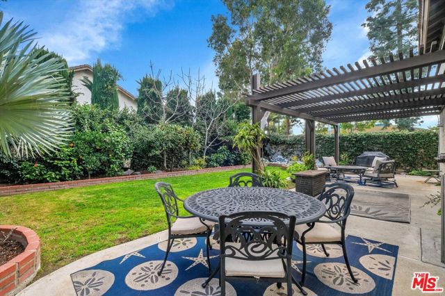 16424 Bubbling View Circle, Cerritos CA: https://media.crmls.org/mediaz/4235f850-ea00-47e0-9de6-c4b08bca9c41.jpg