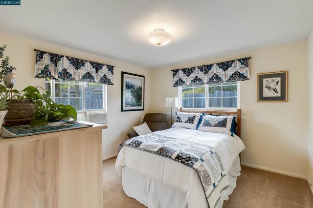 80 Diogenes Dr, Angwin CA: https://media.crmls.org/mediaz/4236cf23-572d-4d5d-8a84-9ec4289b880a.jpg