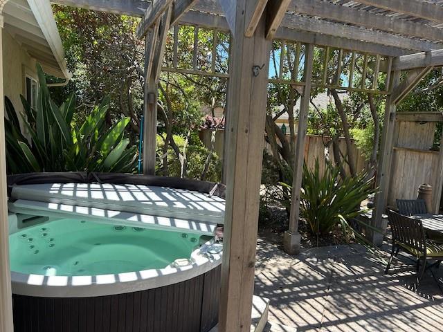 1118 Pinehurst Drive, Aptos CA: https://media.crmls.org/mediaz/42370f3a-40e6-481f-9a6f-7119560a12e3.jpg
