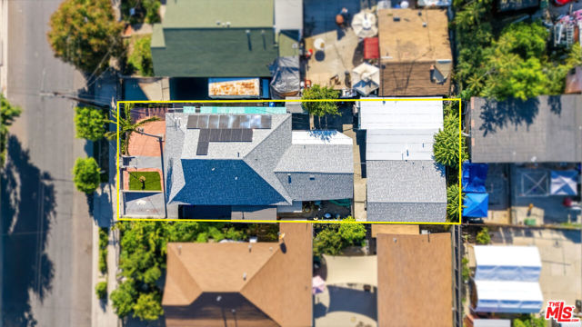 547 N St Louis Street, Los Angeles CA: https://media.crmls.org/mediaz/42371517-a1de-4117-8a44-38d2e39e30c3.jpg