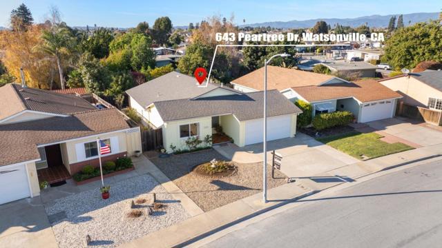 643 Peartree Drive, Watsonville CA: https://media.crmls.org/mediaz/42389480-0875-4e34-ab2a-e8ccfa48c6ae.jpg