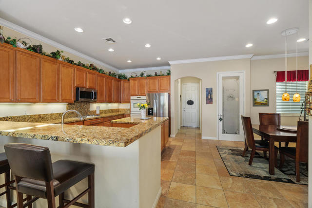 40613 Corte Los Cerritos, Indio CA: https://media.crmls.org/mediaz/42390616-711b-41c0-9d72-532659b10df7.jpg